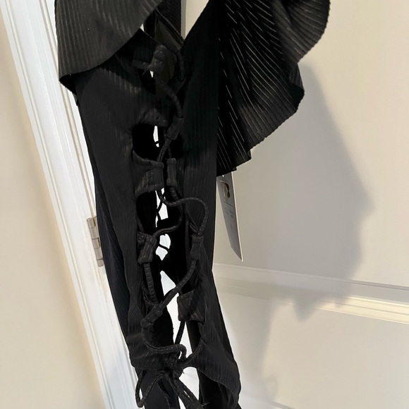 NWT TiniBikini One Piece Ruffle Top Swimsuit, Black, S - Picture 4 of 8